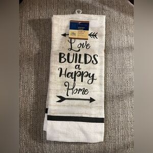 NWT love builds a happy home dish towel
